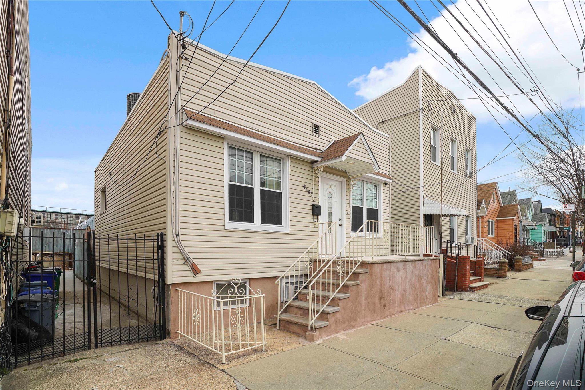 6107 56th Street Property Photo 4