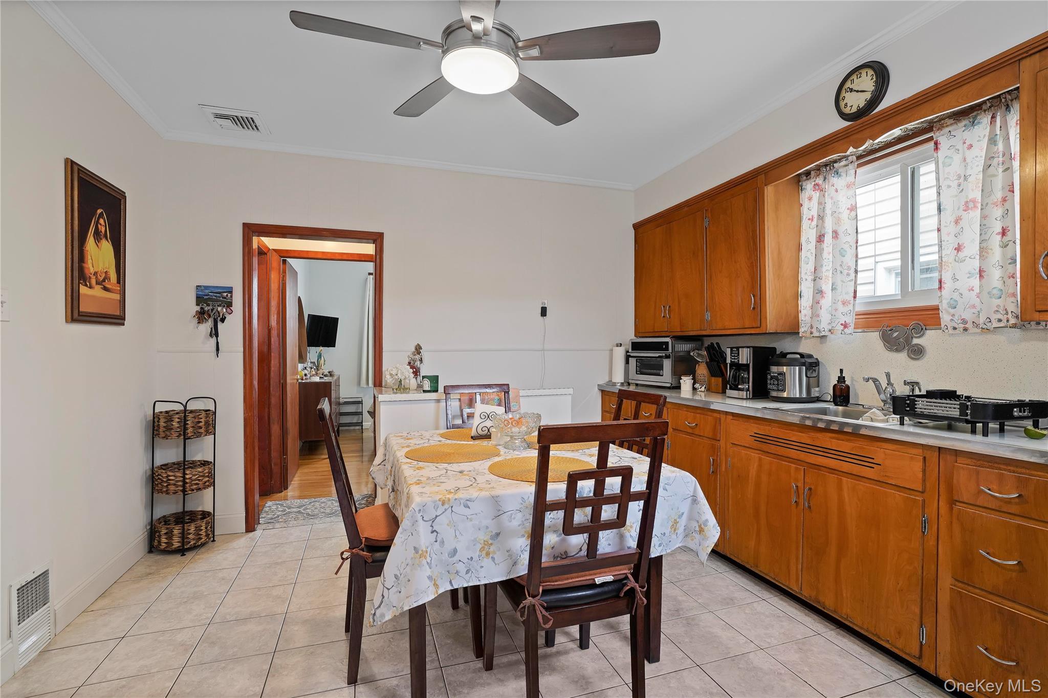 6107 56th Street Property Photo 12