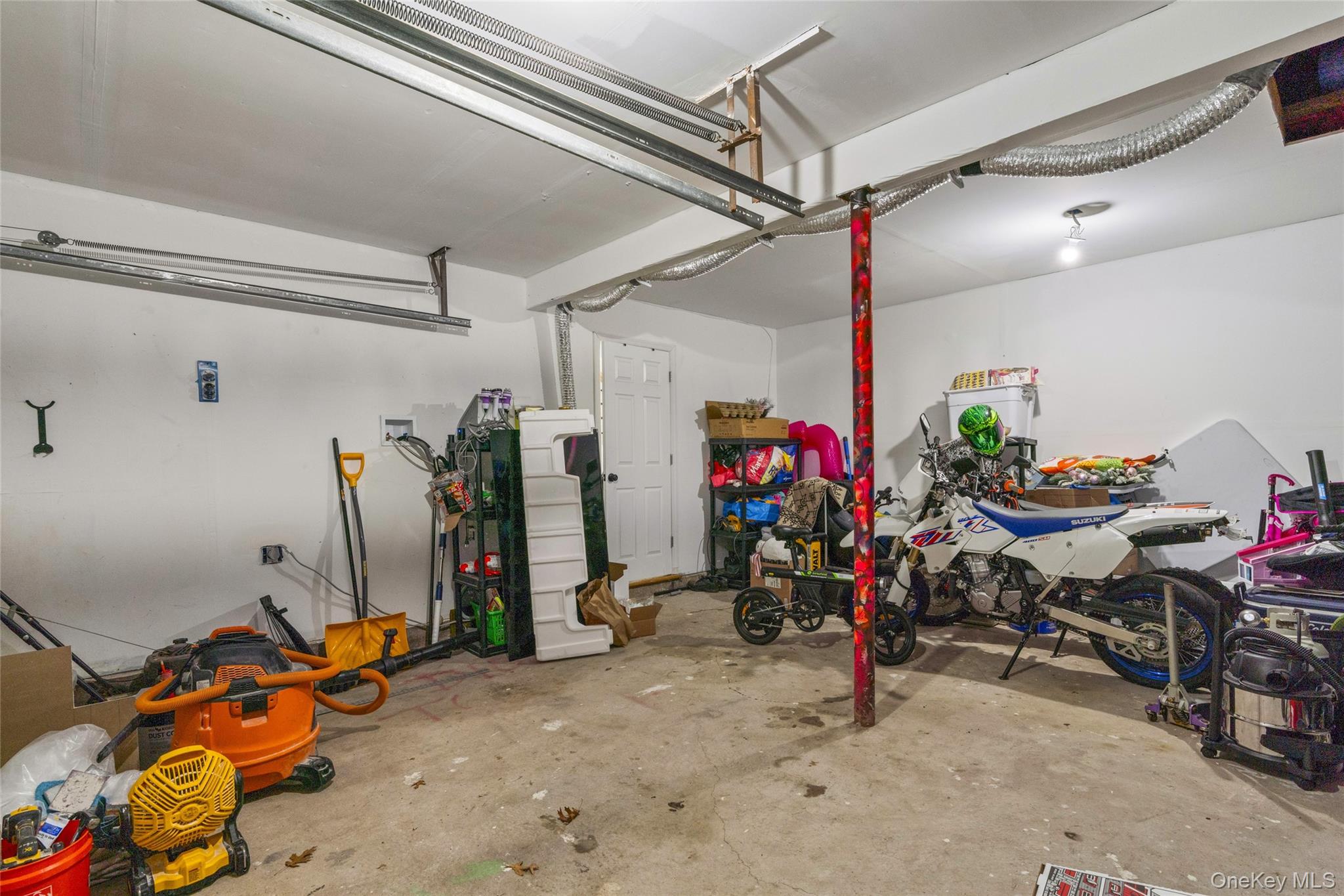 1 Linden Street Property Photo 25