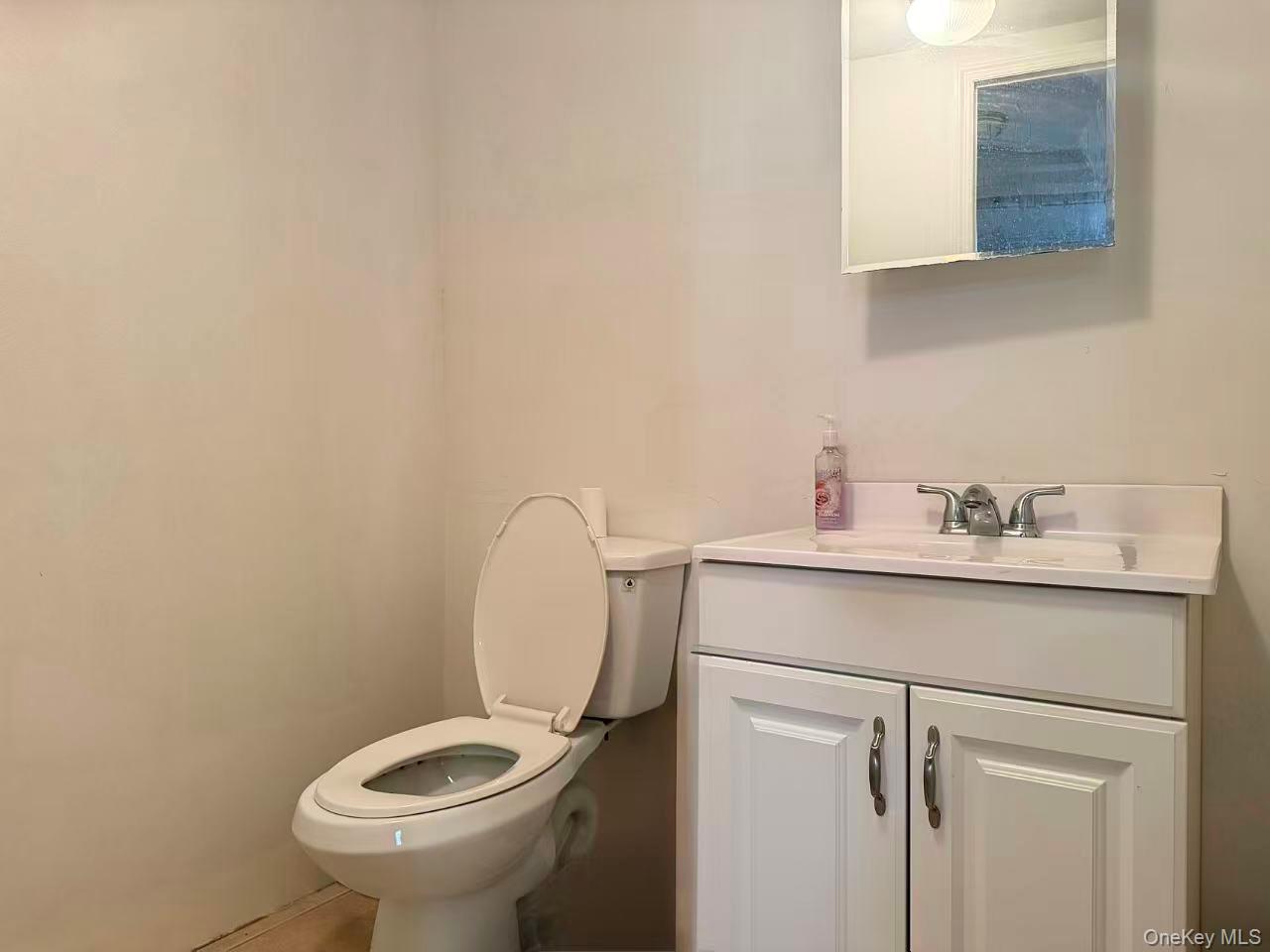 52-57 84th Street Property Photo 10
