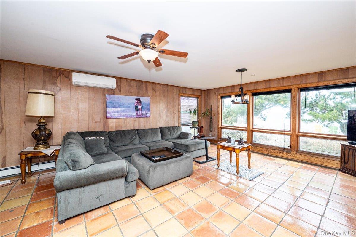 2 Shore Road Property Photo 18