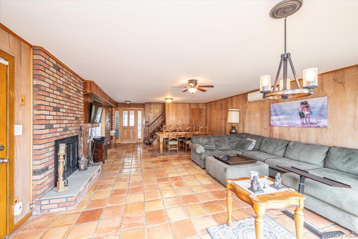 2 Shore Road Property Photo 20
