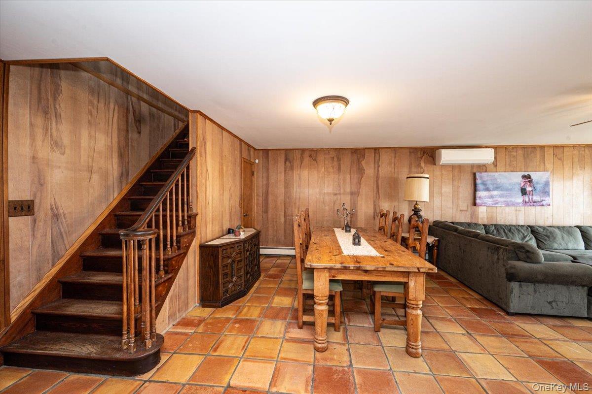 2 Shore Road Property Photo 25