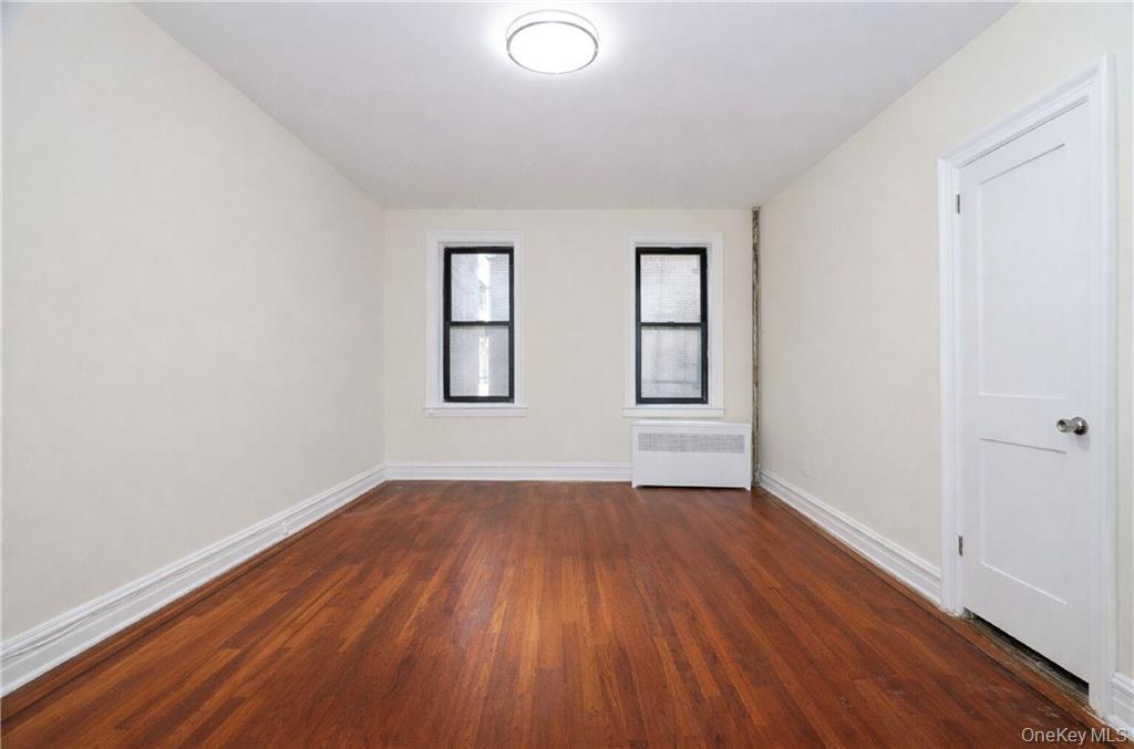 1289 E 19th Street B3 Property Photo 6