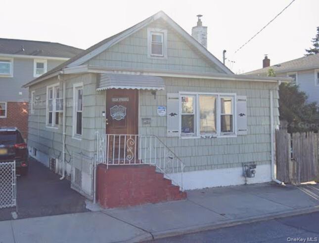 147 Evans Avenue Property Photo 1