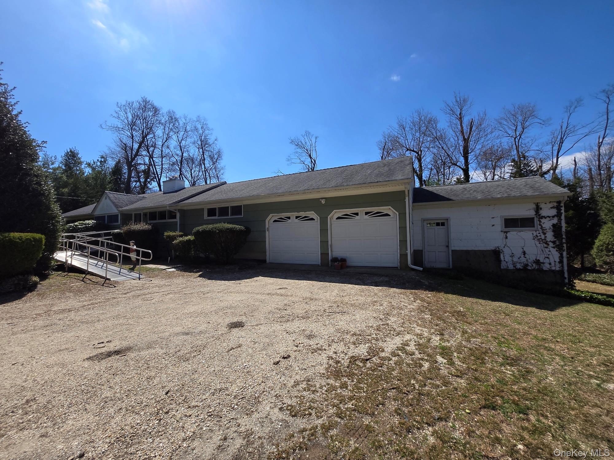 858 Fort Salonga Road Property Photo 1