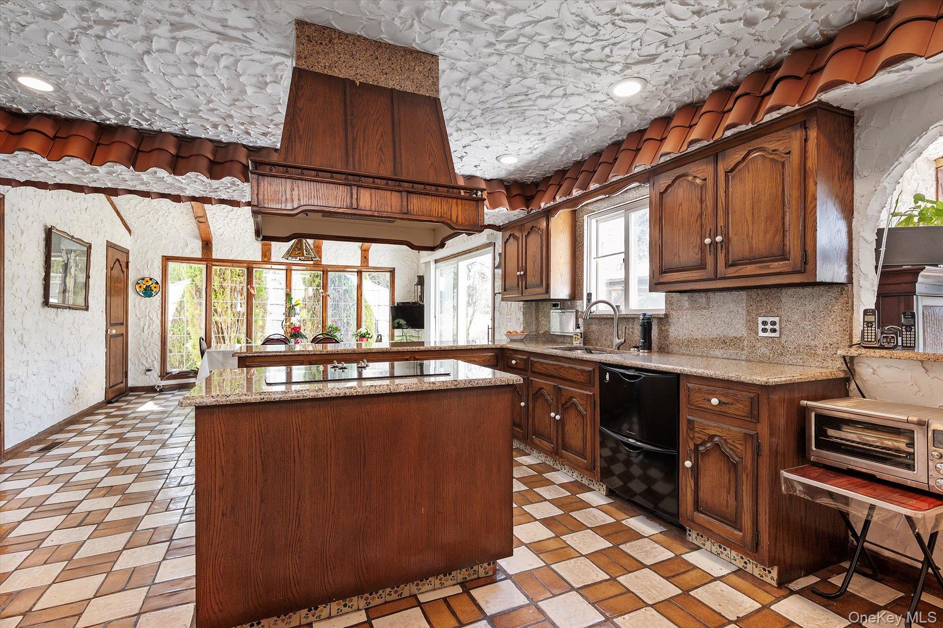 974758 Property Photo 10