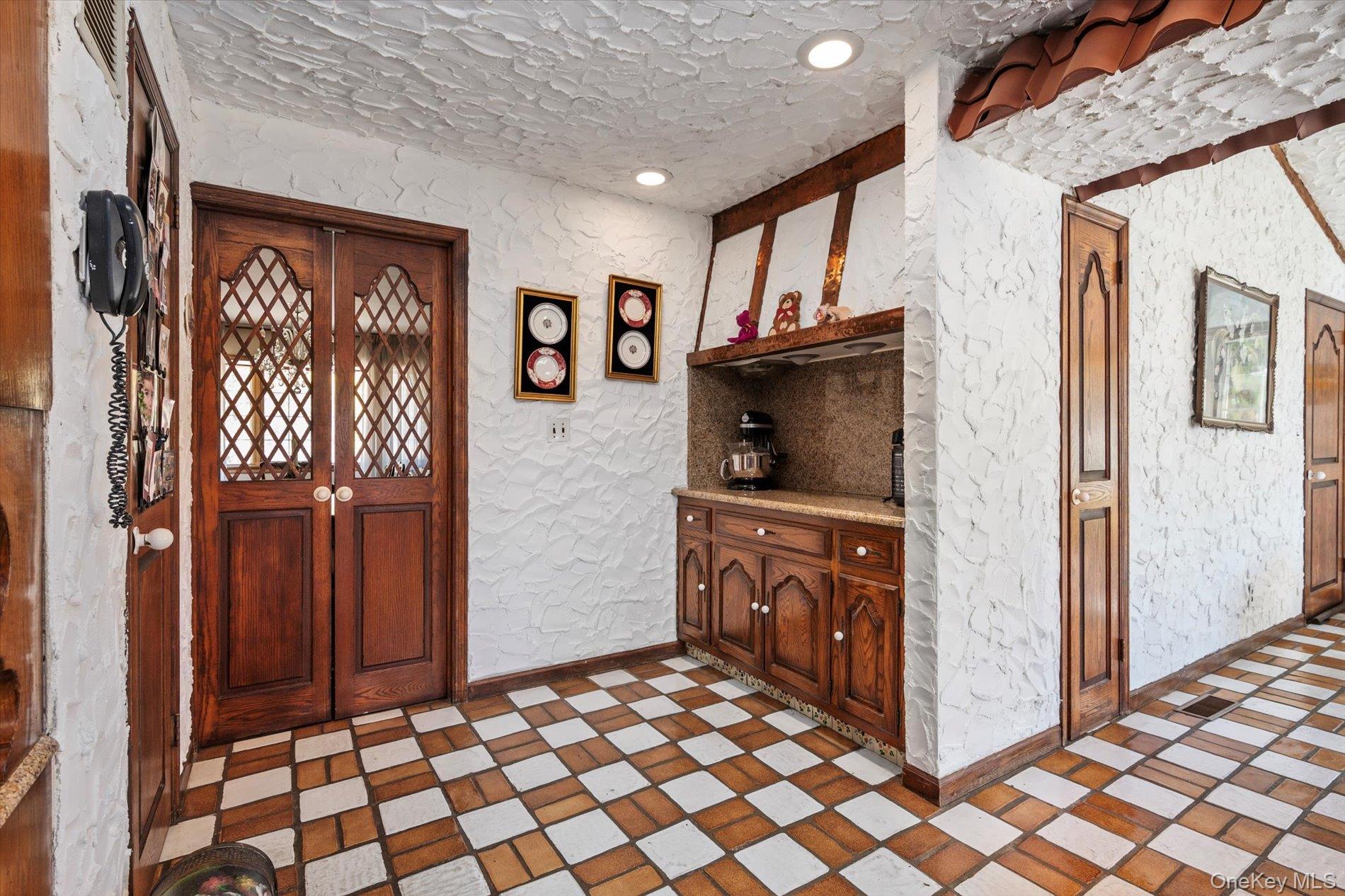 974758 Property Photo 11