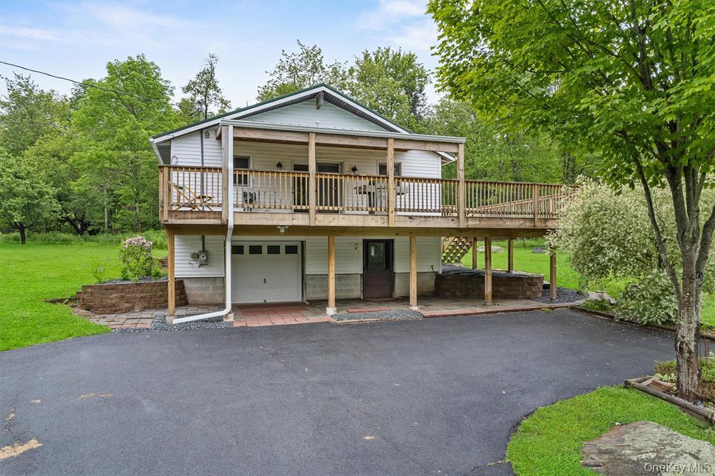 1013 Cooley Road Property Photo 1