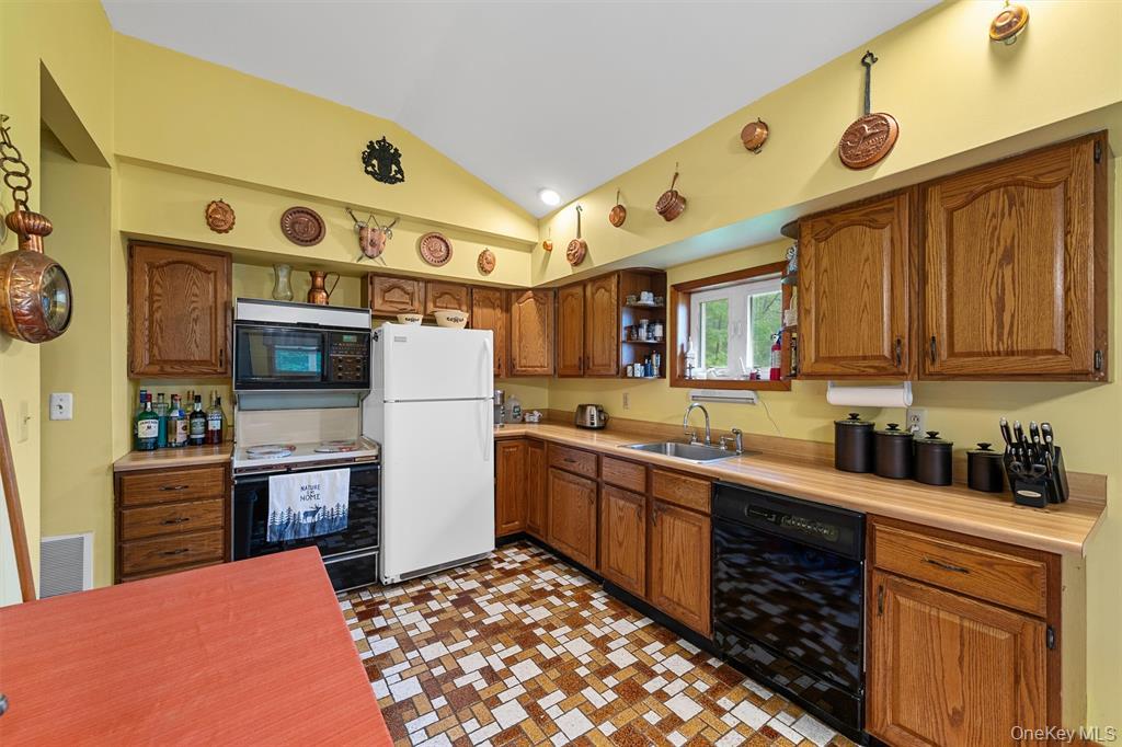 1013 Cooley Road Property Photo 13
