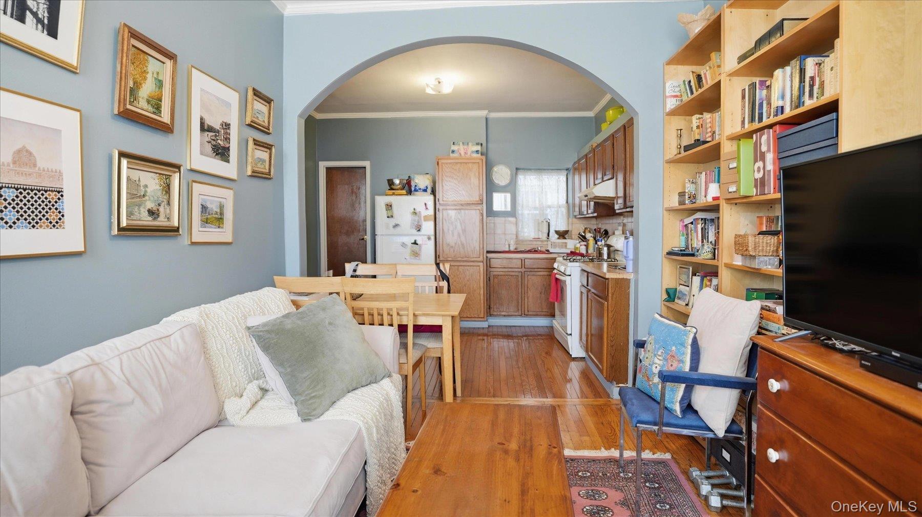 43-06 34 Avenue Property Photo 21