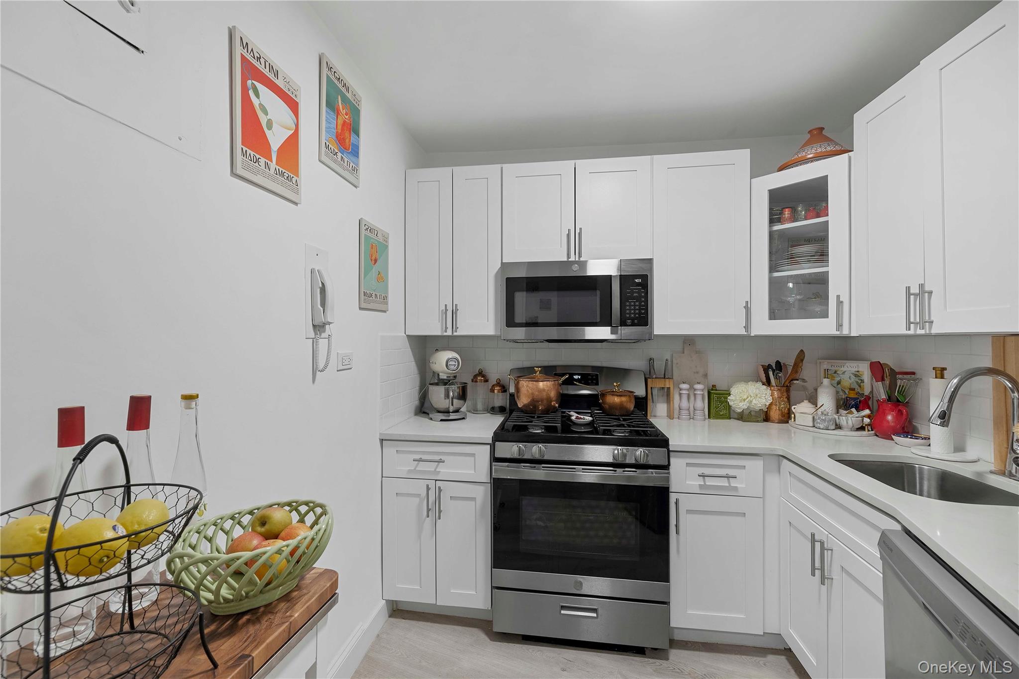 1020 Grand Concourse 6m Property Photo 4