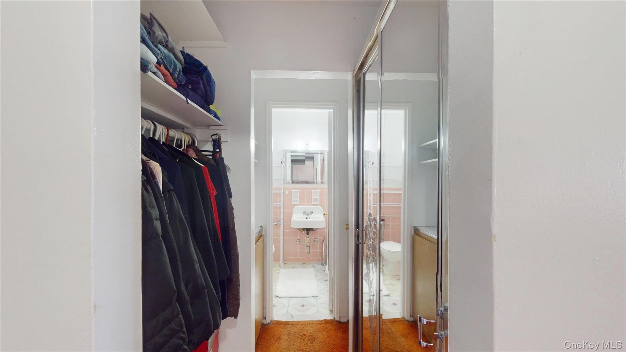 34-43 60 Street 2b Property Photo 6