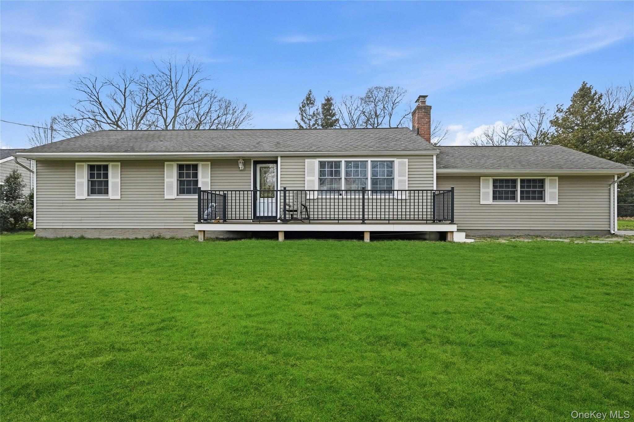 8 Kemswick Drive Property Photo 2