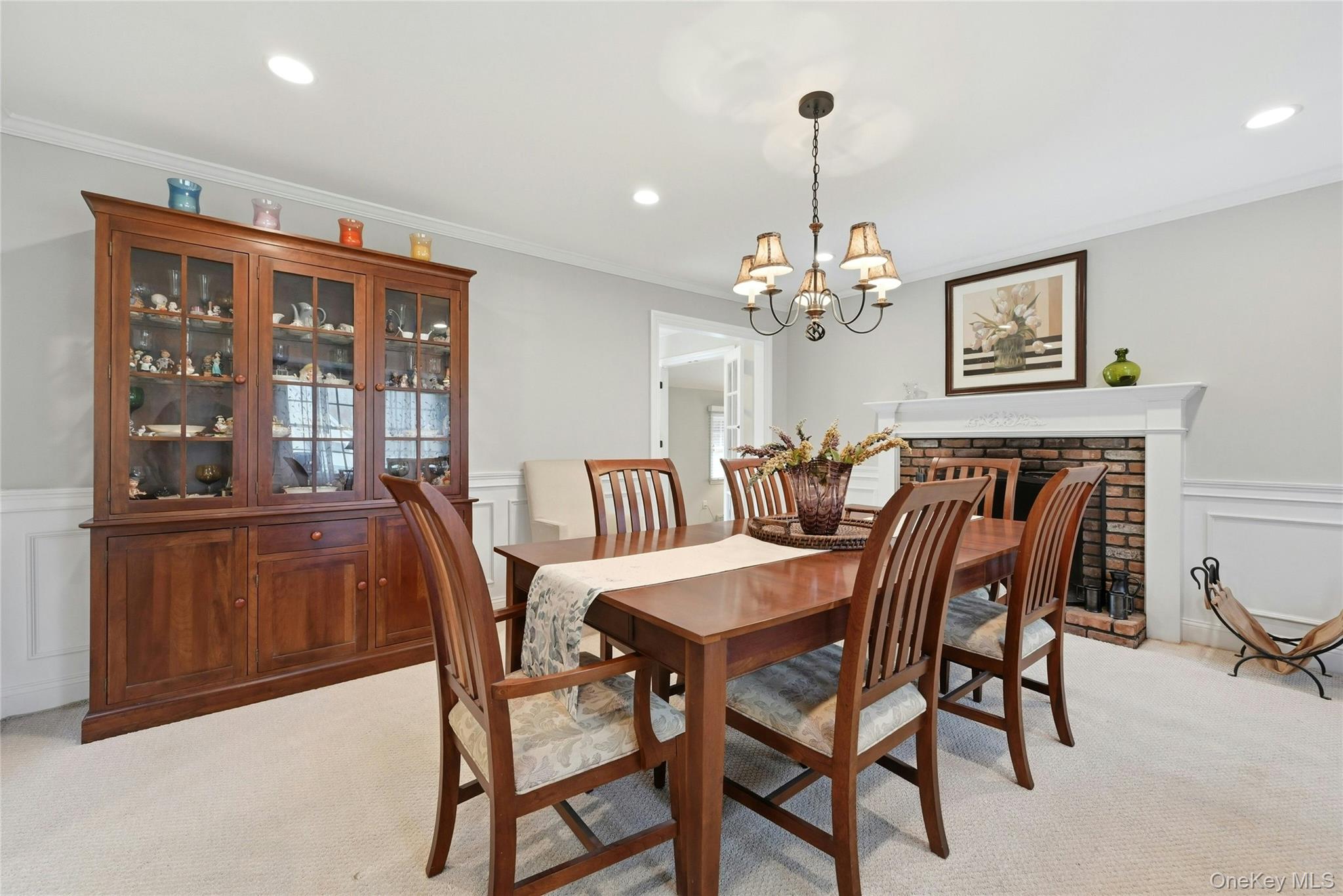 8 Kemswick Drive Property Photo 7