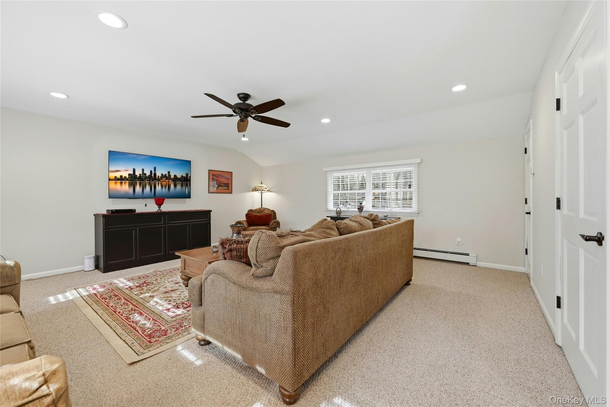 8 Kemswick Drive Property Photo 12