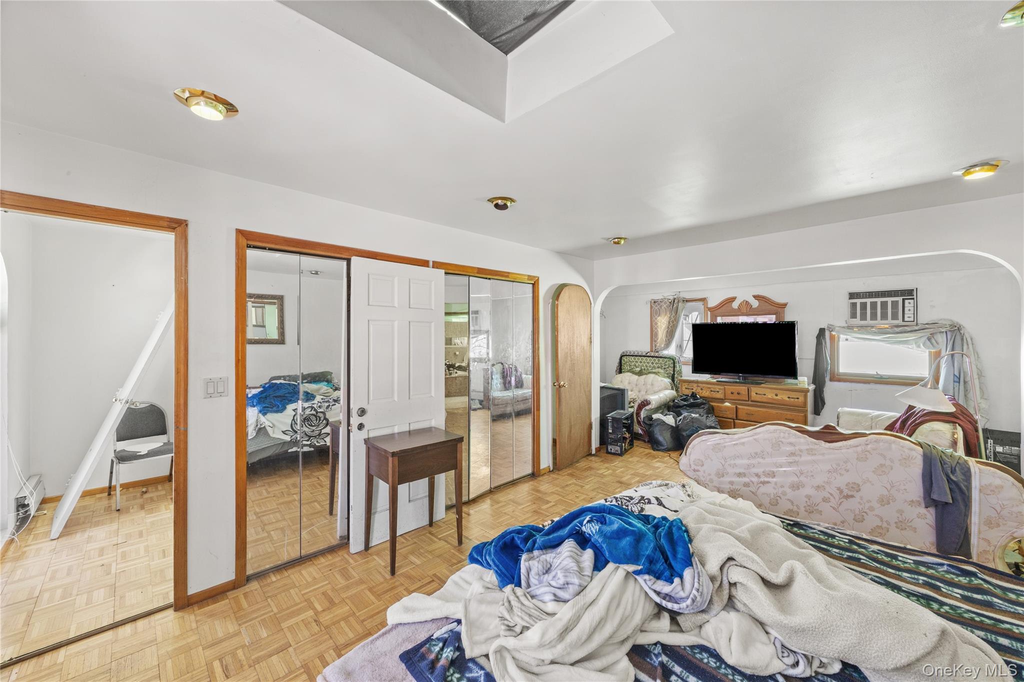 358 Litchfield Avenue Property Photo 16