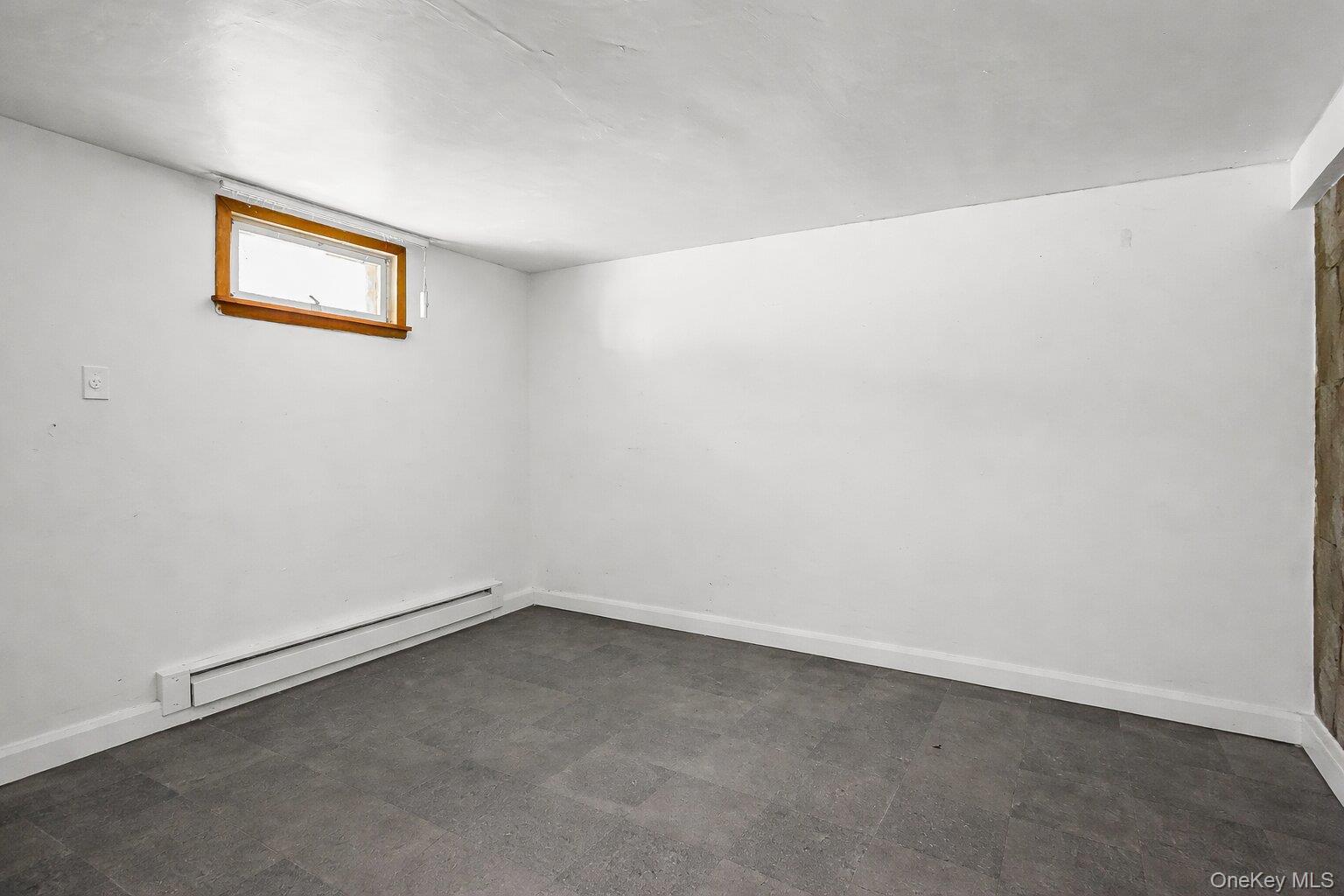 358 Litchfield Avenue Property Photo 29