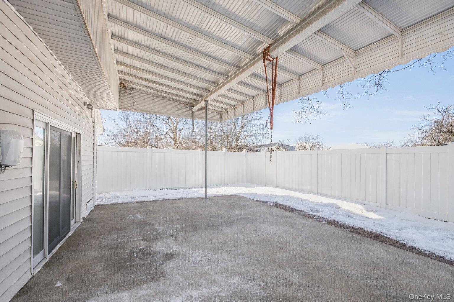 358 Litchfield Avenue Property Photo 36