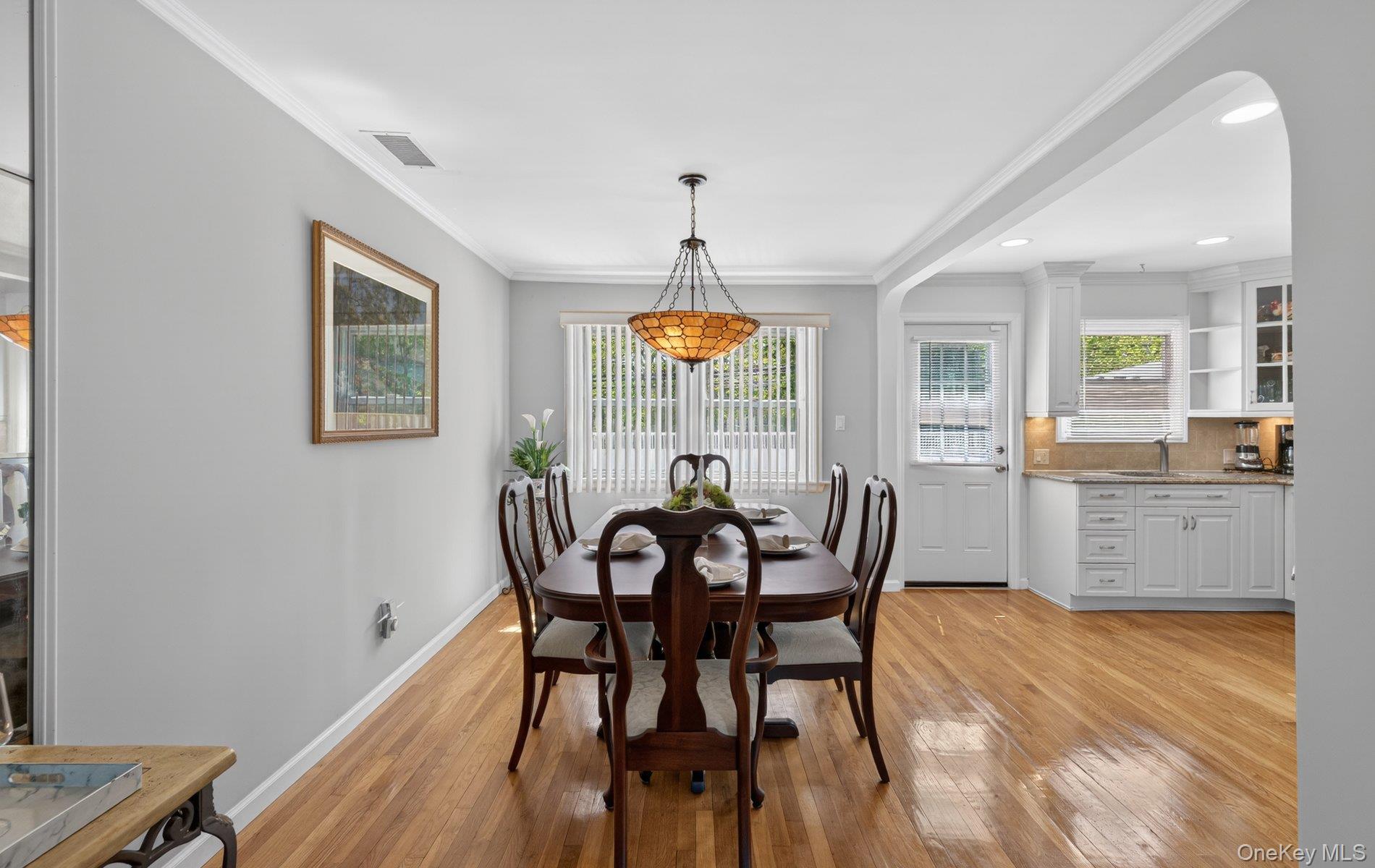 9 Marilyn Boulevard Property Photo 8