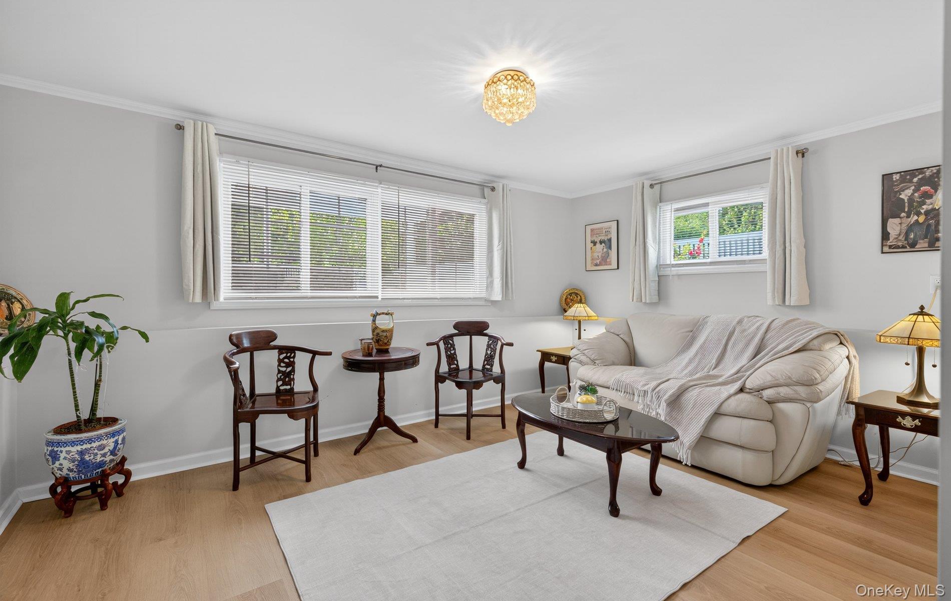 9 Marilyn Boulevard Property Photo 19