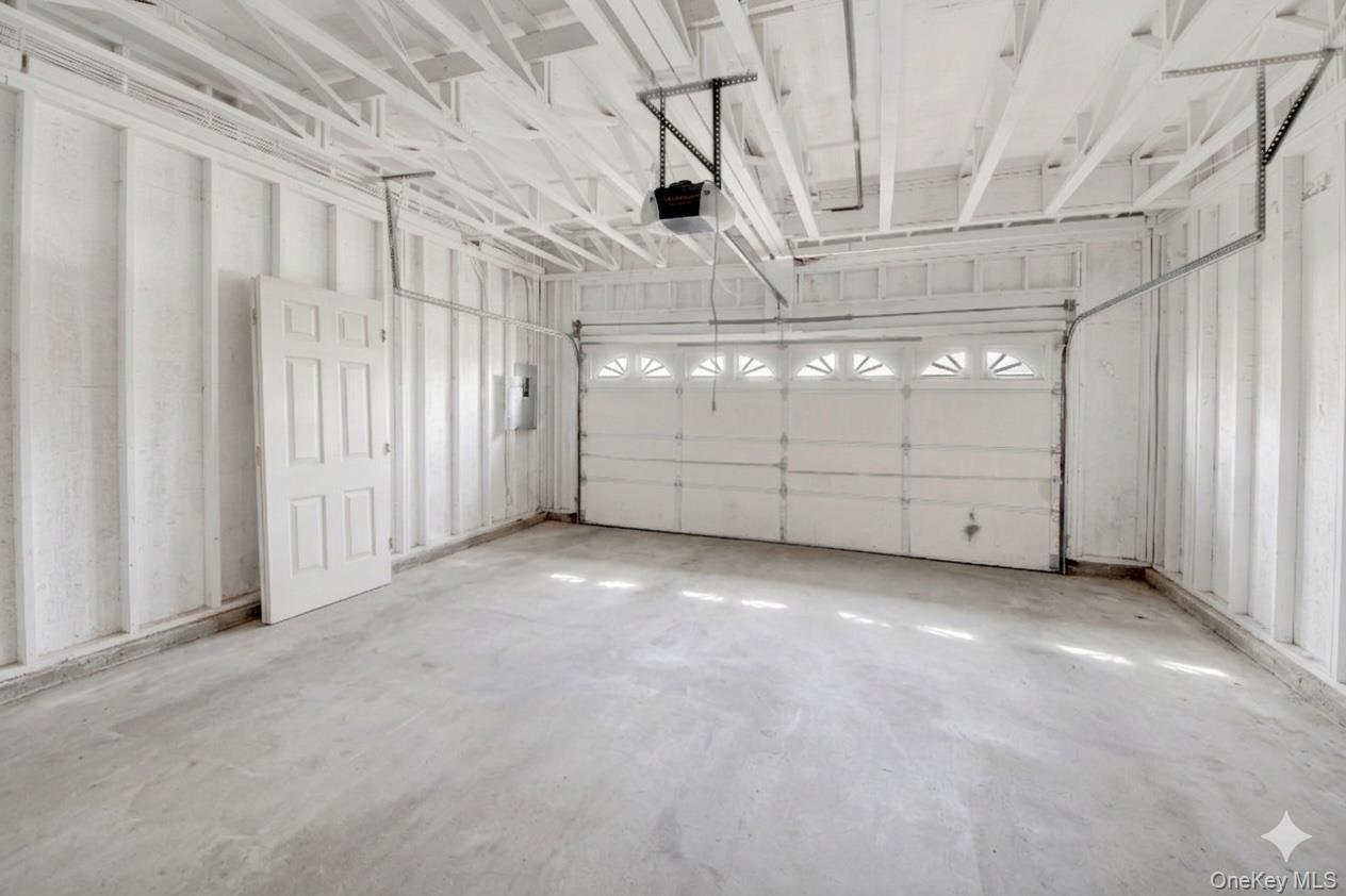 130 Benefield Boulevard Property Photo 27