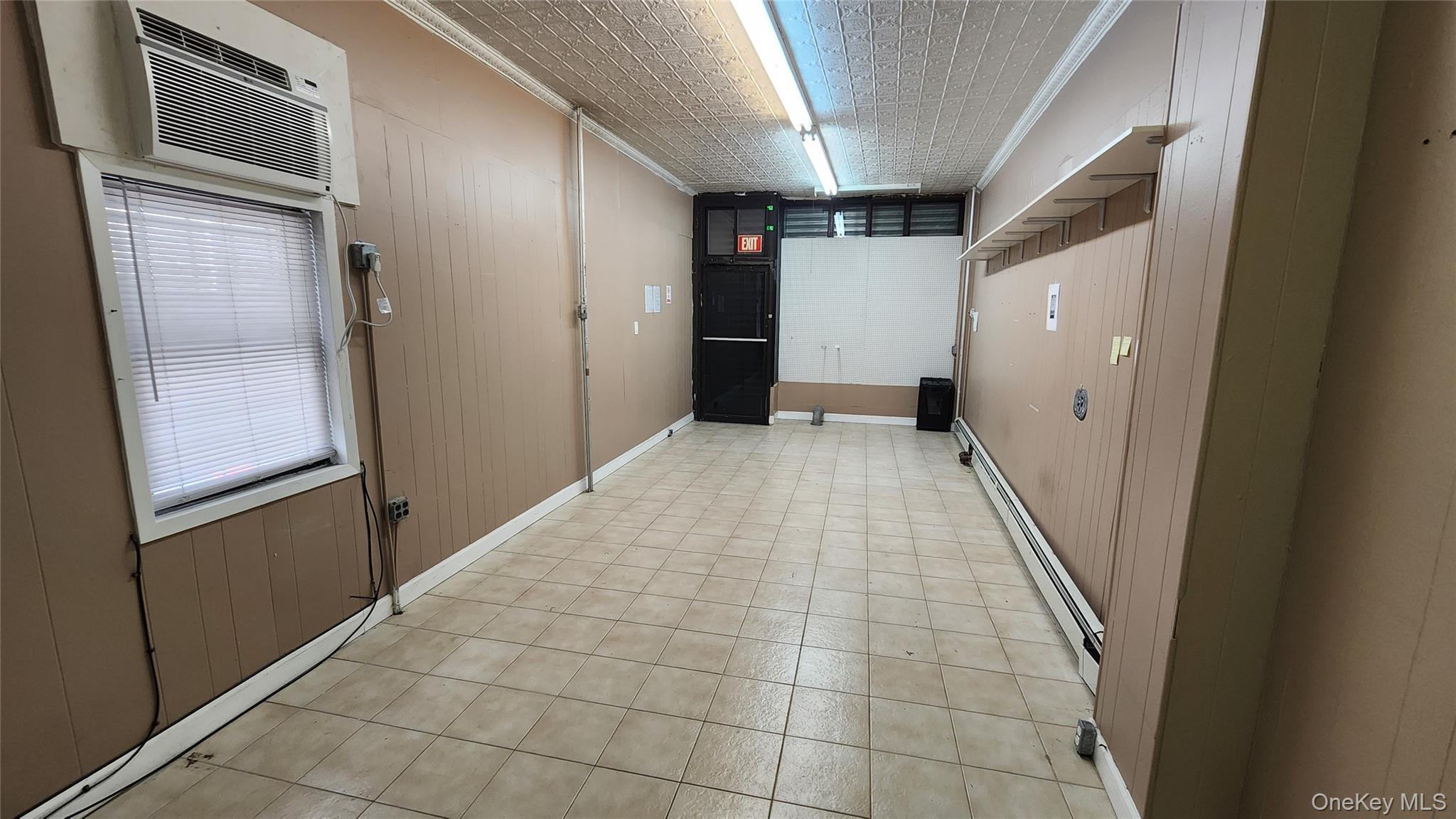 5856 Fresh Pond Road Property Photo 2