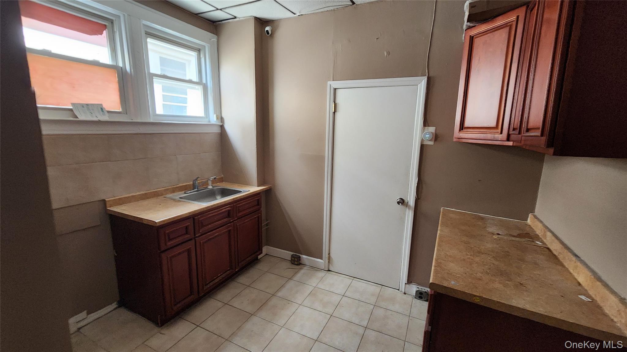 5856 Fresh Pond Road Property Photo 4