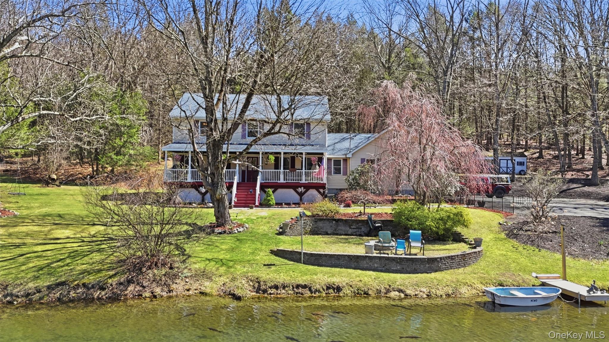 1285 Lakes Road Property Photo 1
