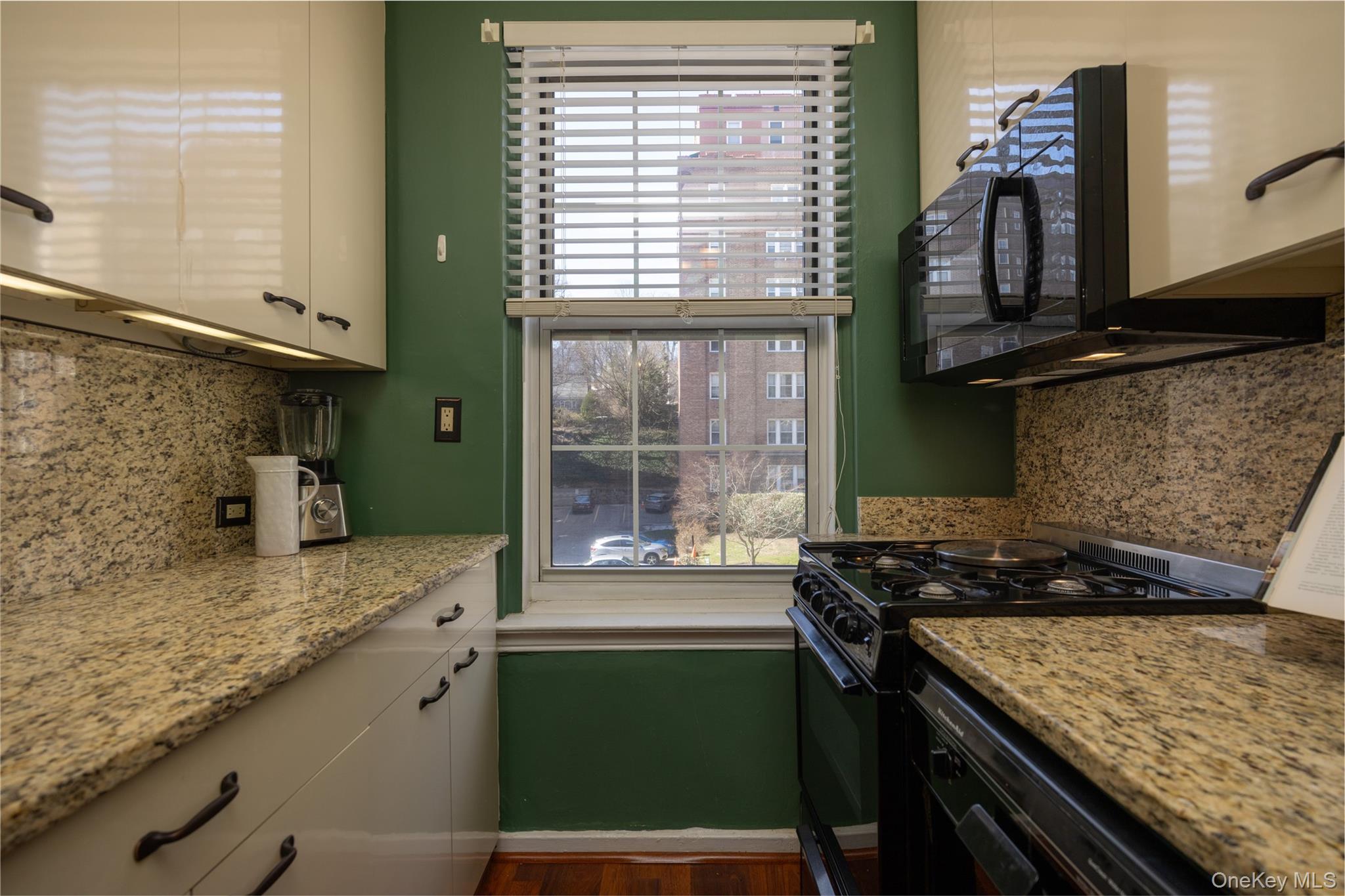 25 Parkview Avenue 2k Property Photo 19