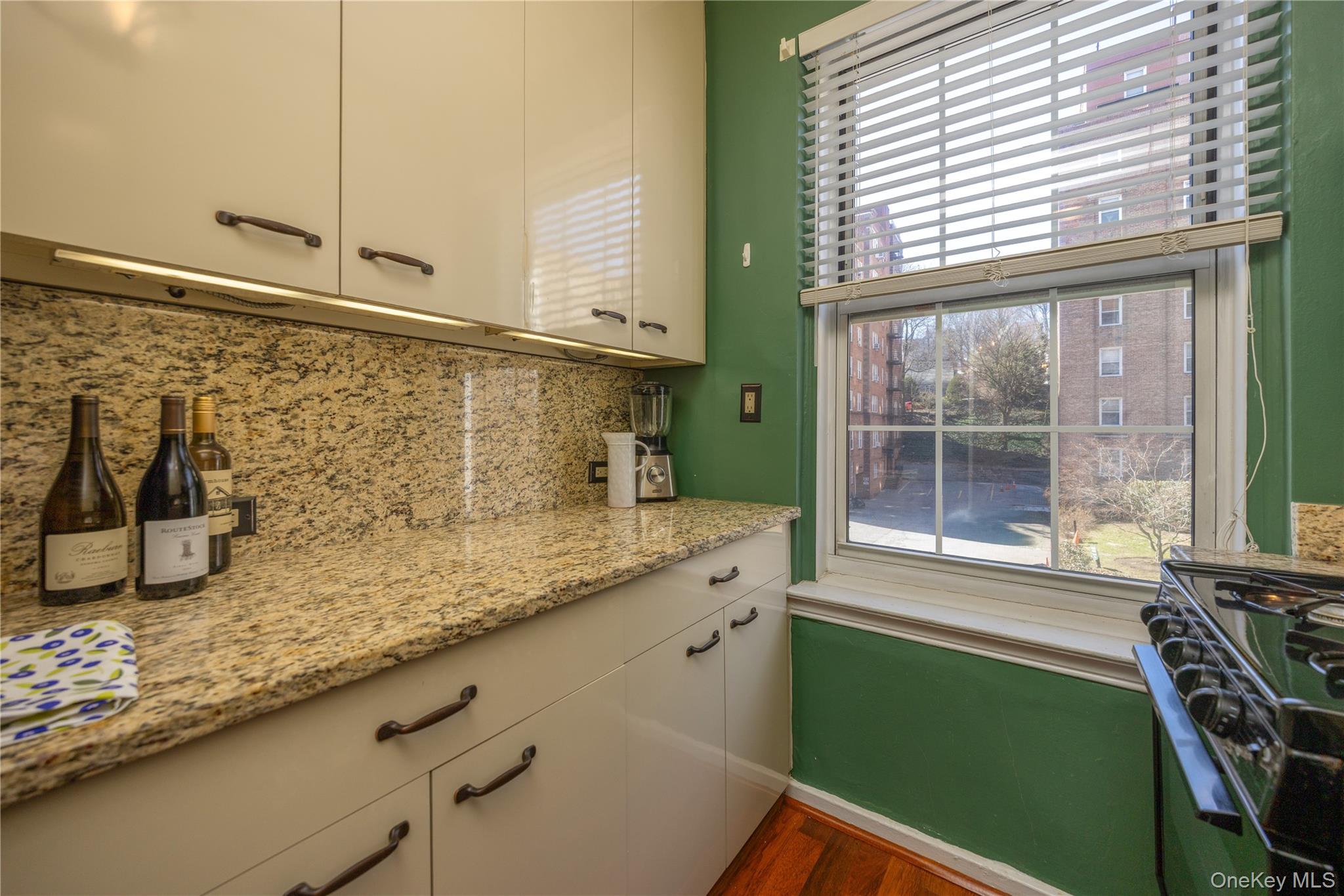 25 Parkview Avenue 2k Property Photo 20