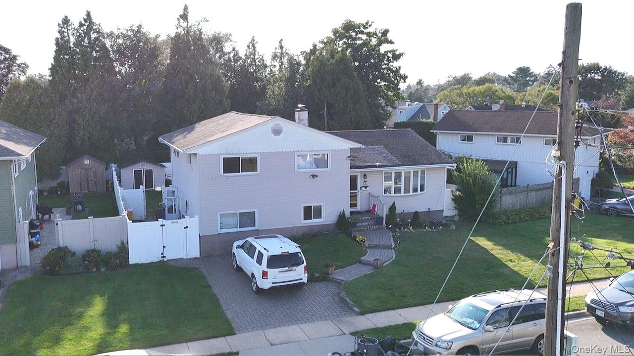 58 Narcissus Avenue Property Photo 1
