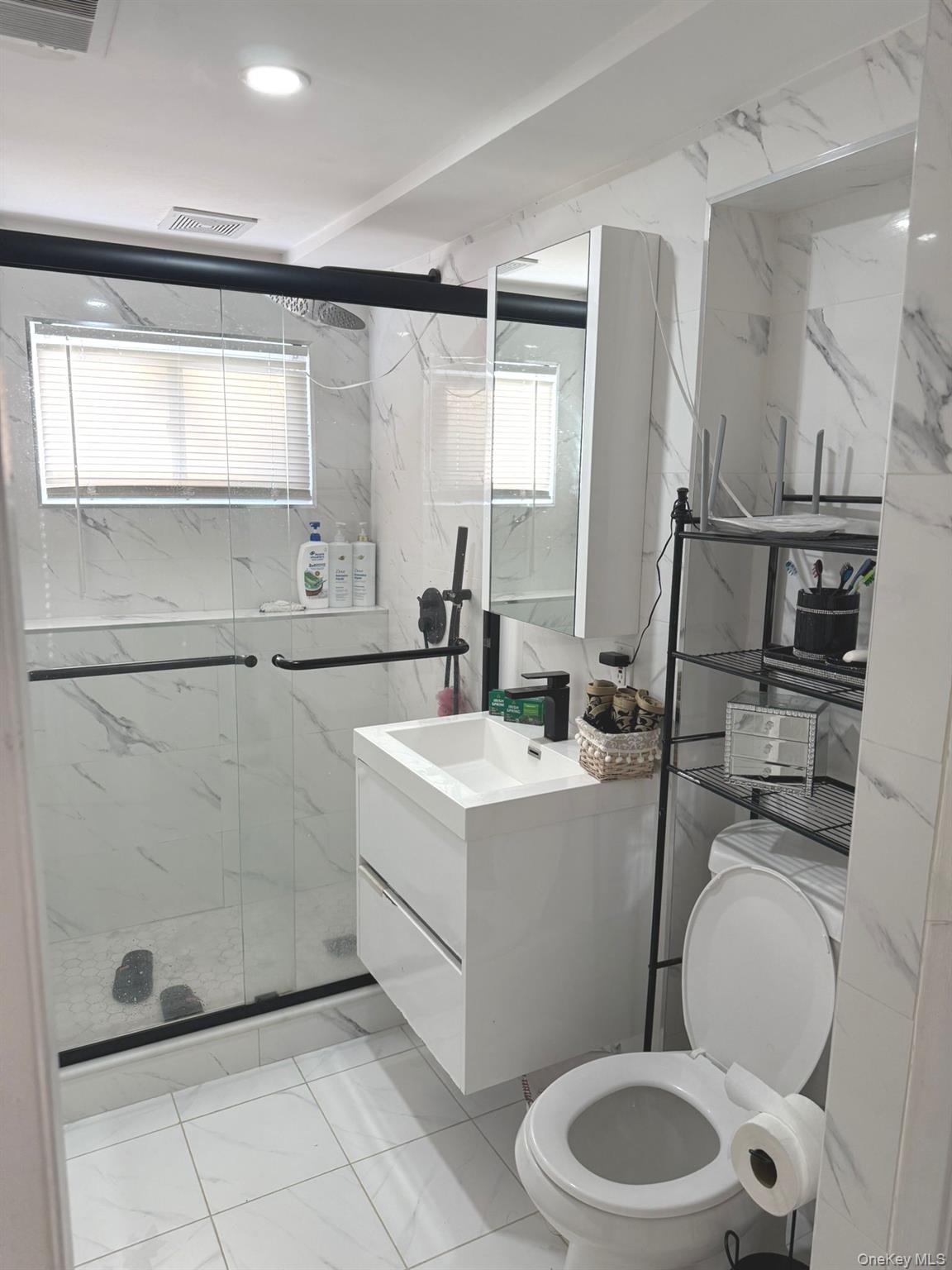 58 Narcissus Avenue Property Photo 7