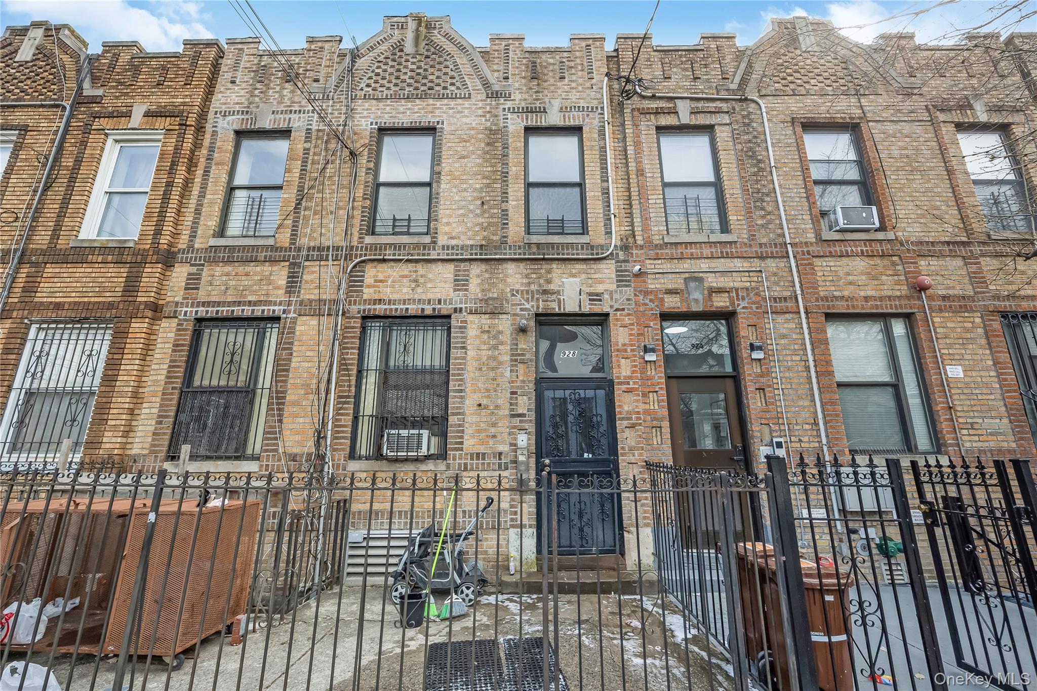 928 Belmont Avenue Property Photo 2