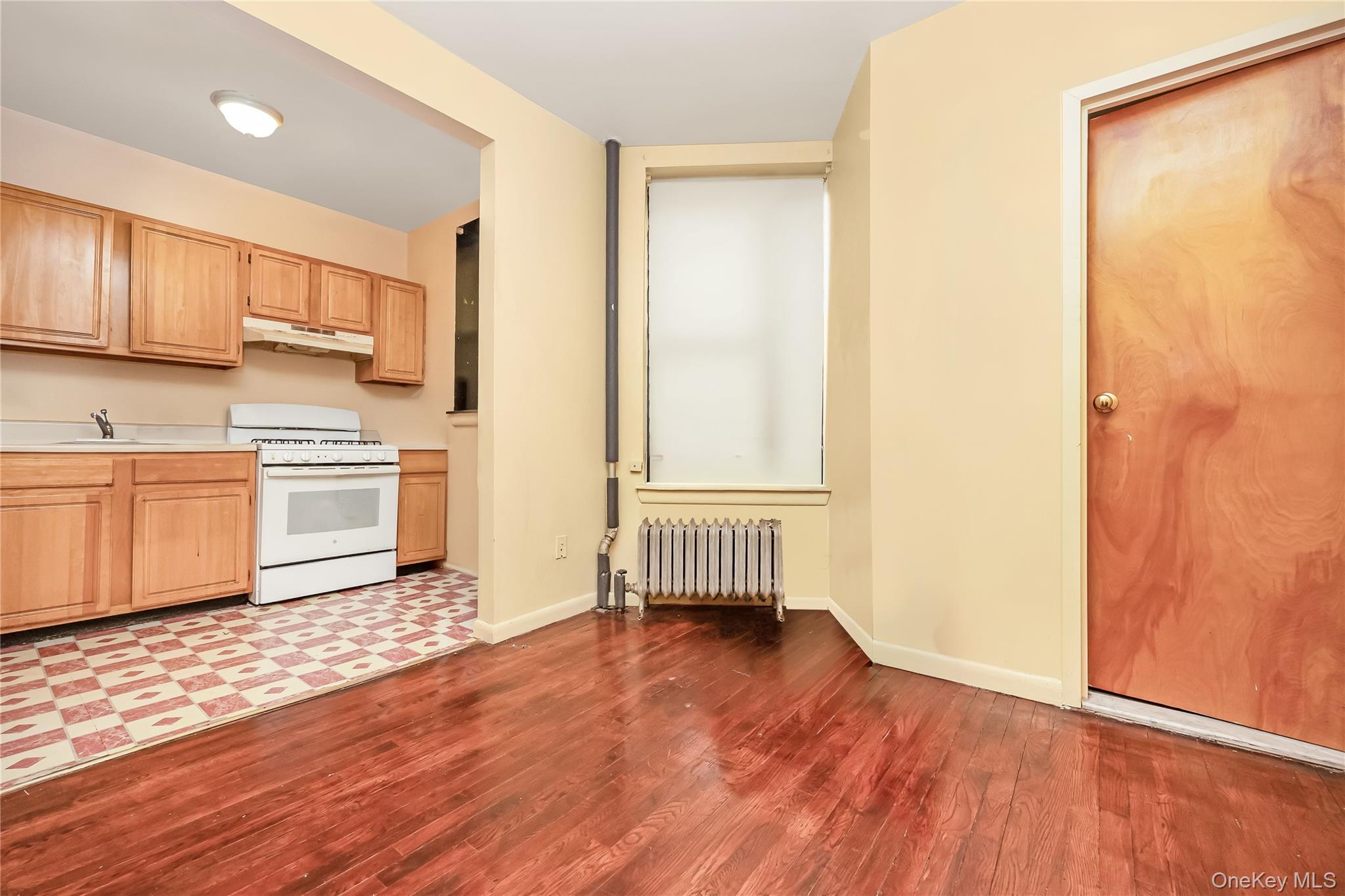 928 Belmont Avenue Property Photo 9