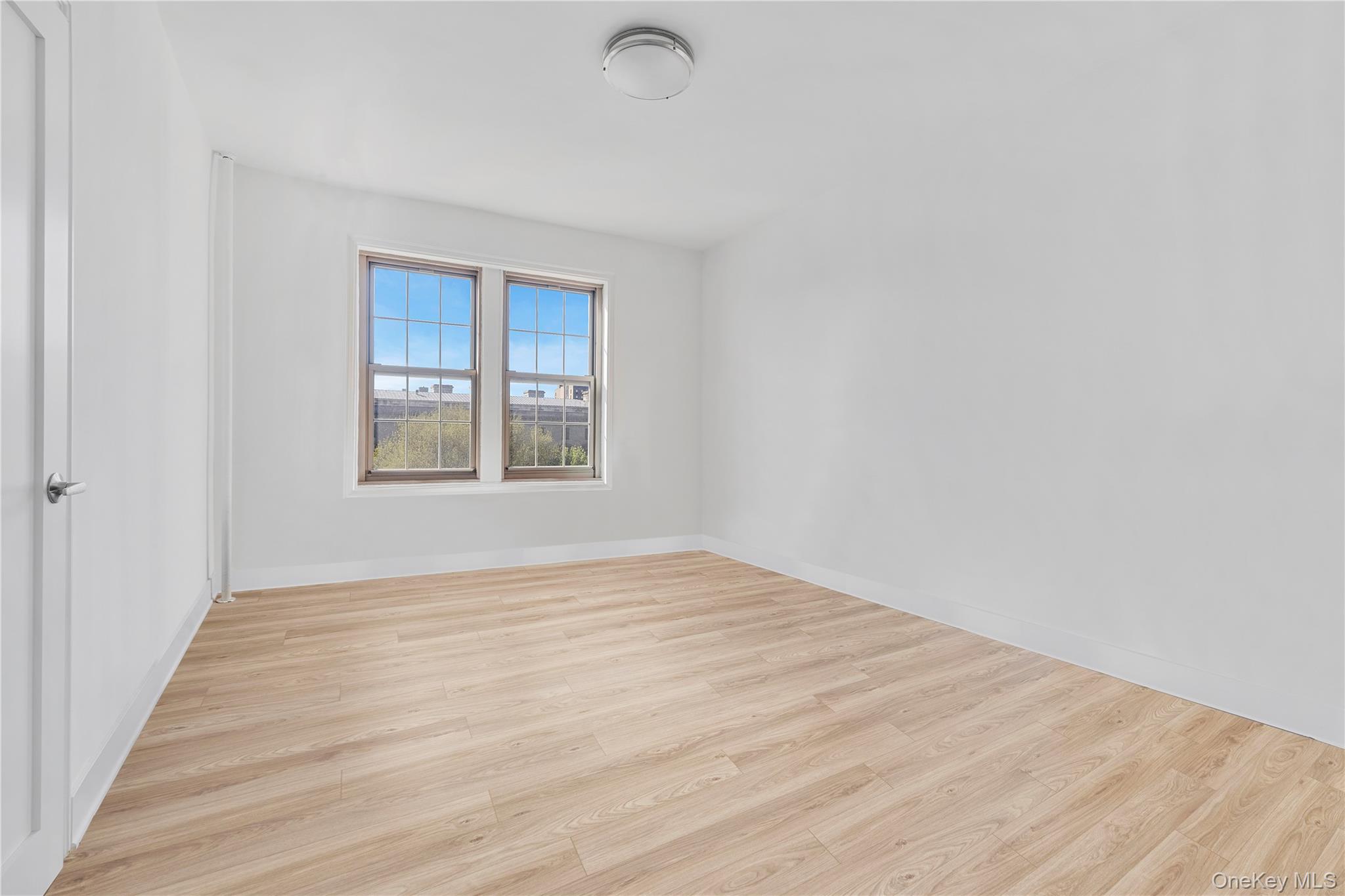 1100 Grand Concourse 4b Property Photo 9