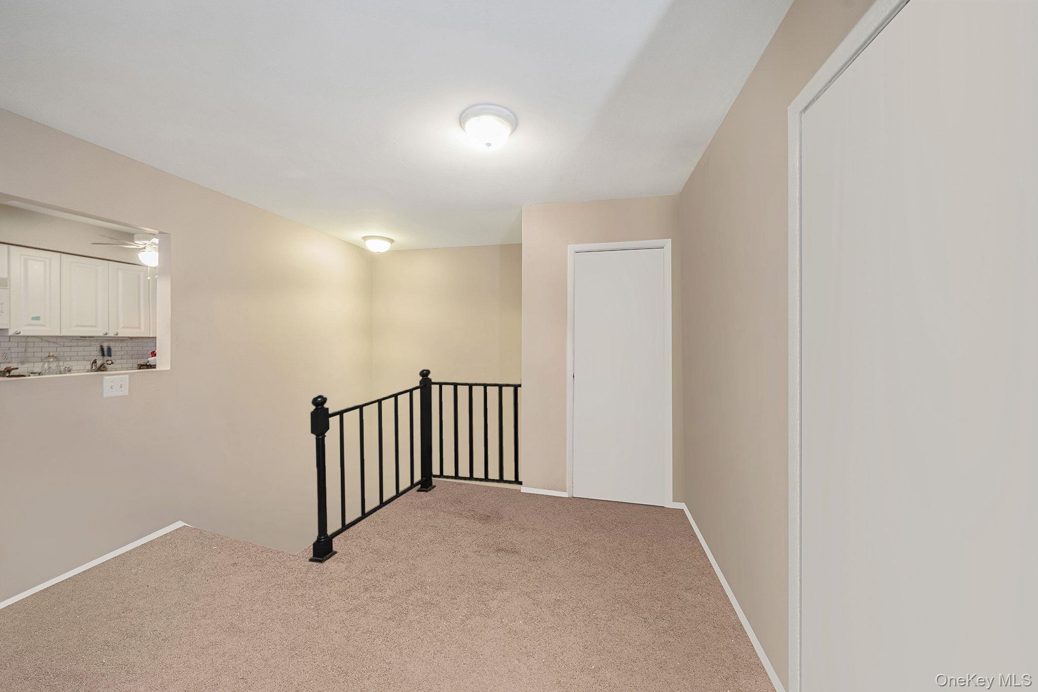 222 Pointe Circle N 2 Property Photo 4