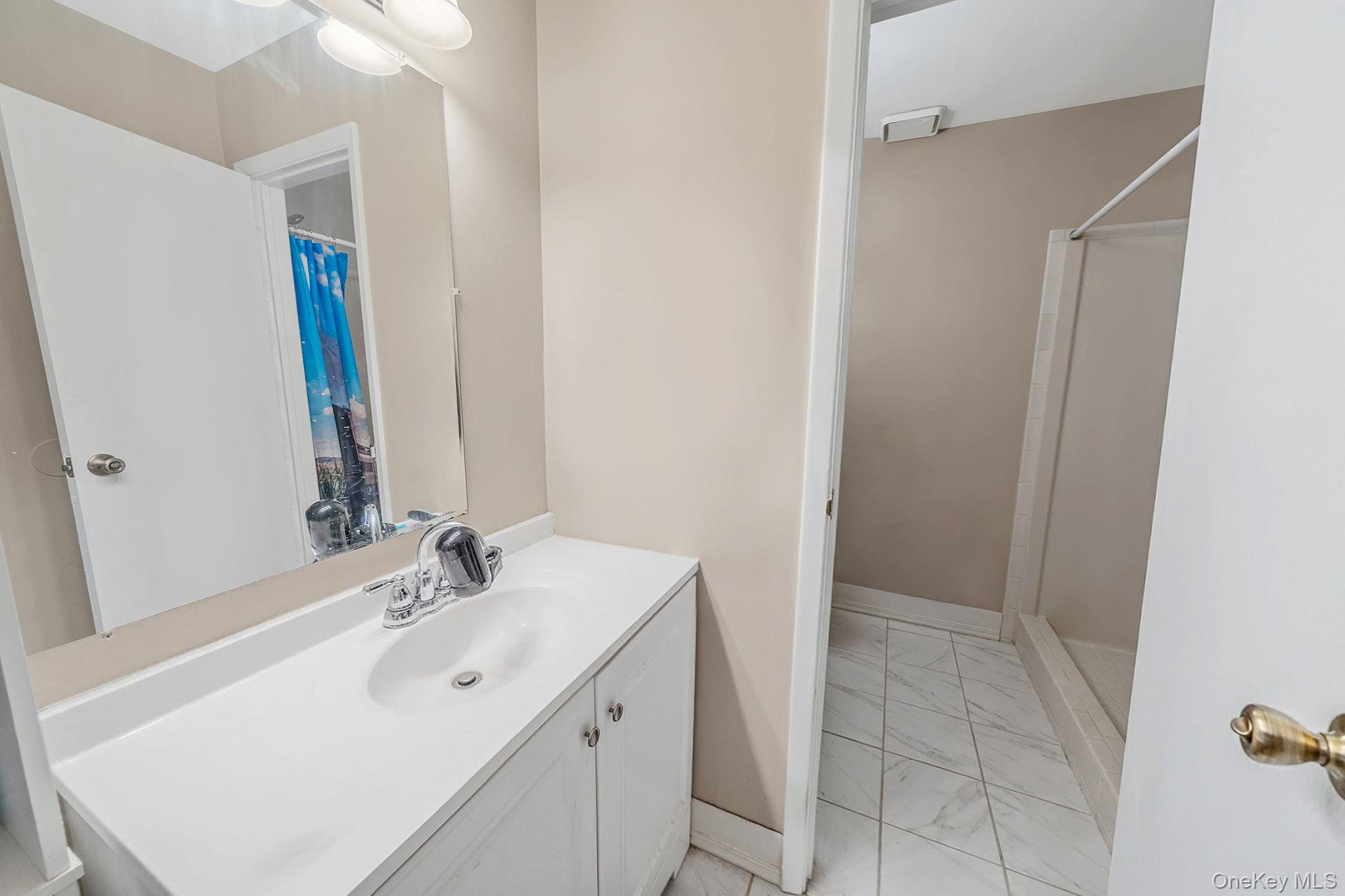 222 Pointe Circle N 2 Property Photo 13