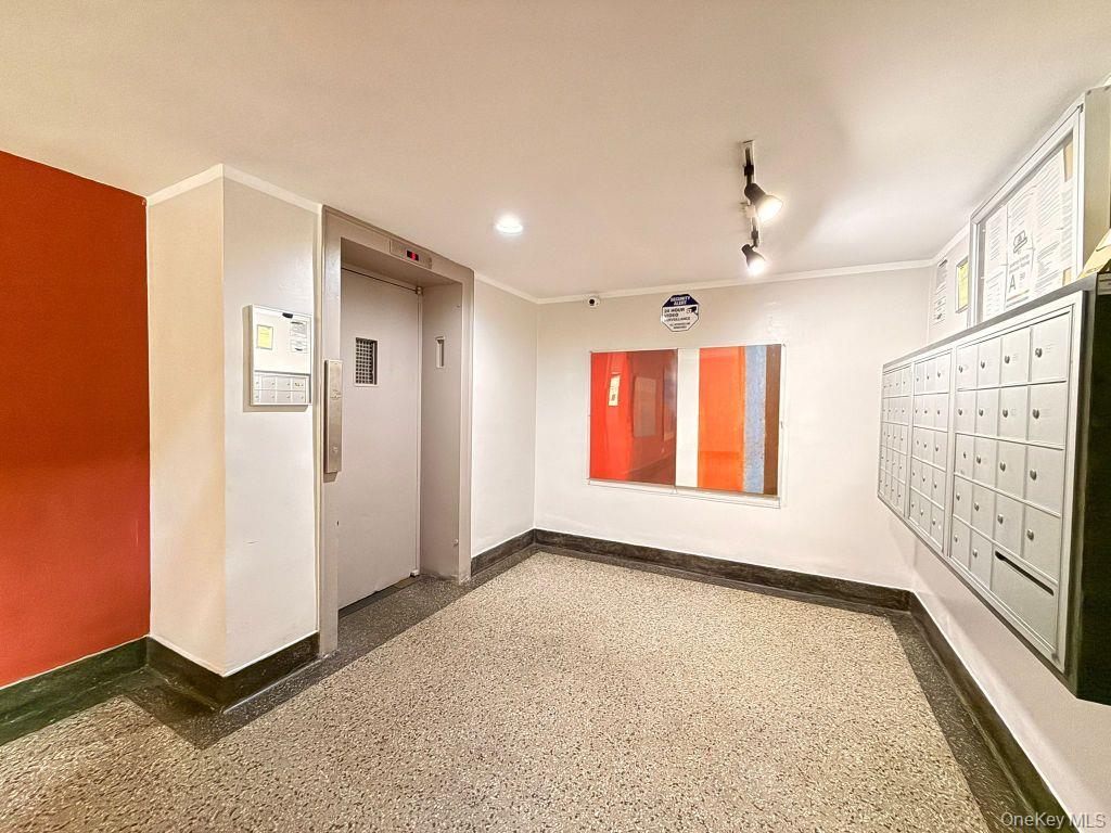 105-37 65th Avenue 6e Property Photo 4