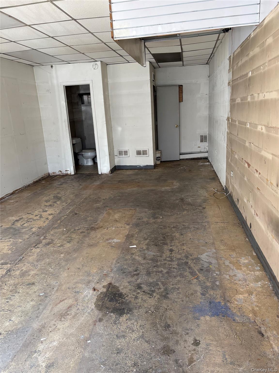 1121 Yonkers Ave Yonkers Avenue Property Photo 3
