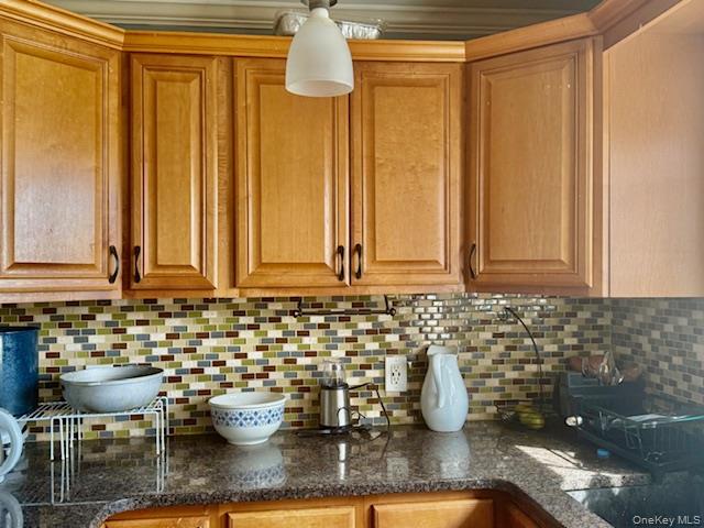30 Tamarack Street Property Photo 4