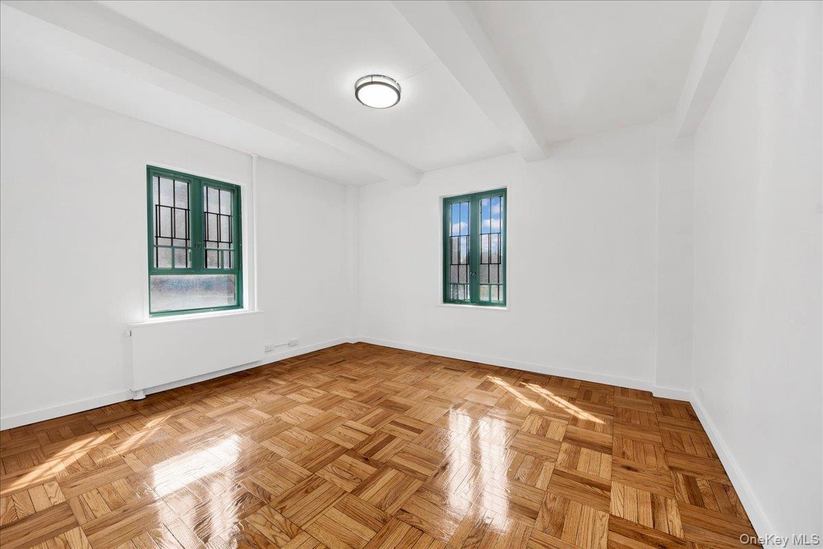 1569 Metropolitan Avenue 4g Property Photo 6