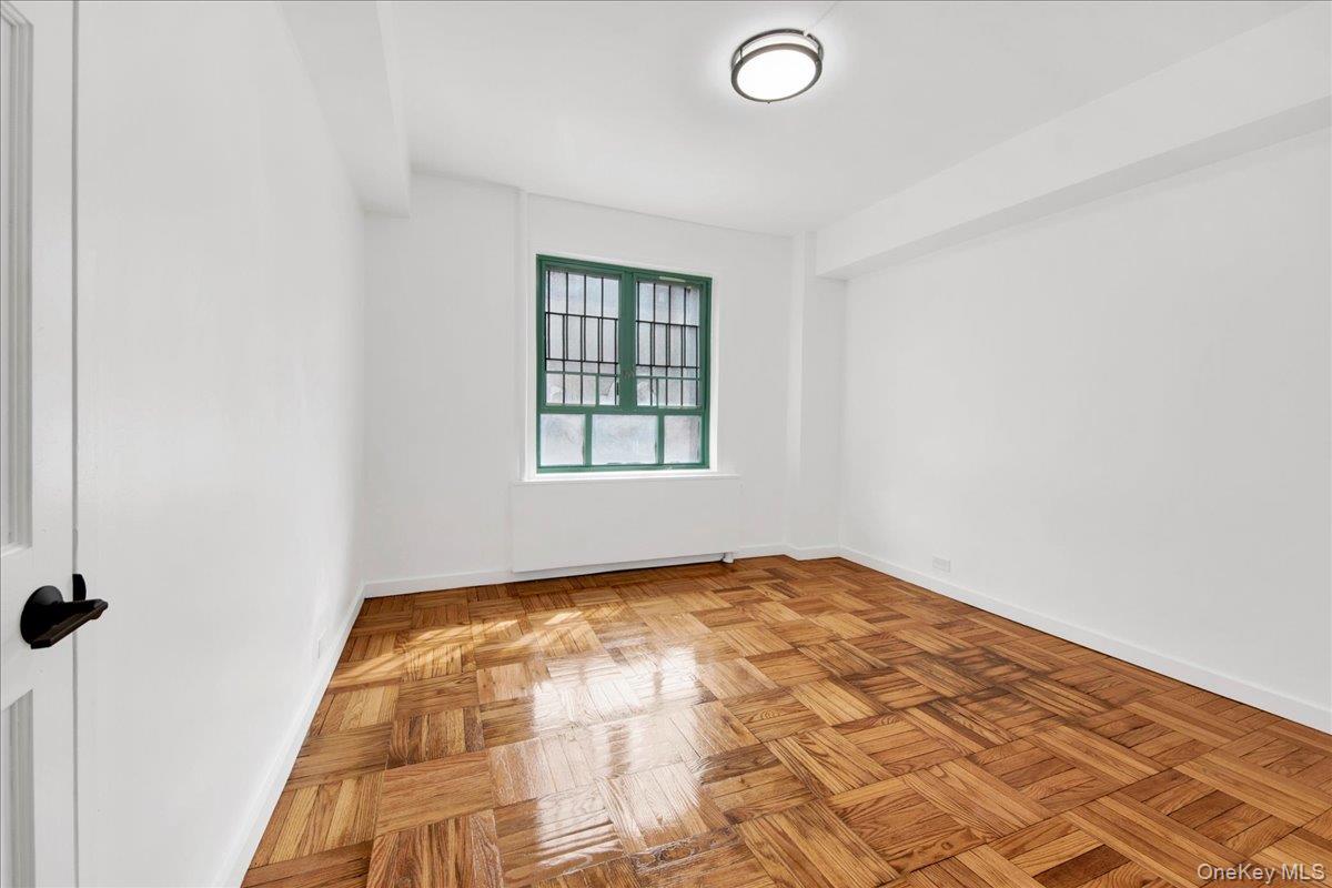 1569 Metropolitan Avenue 4g Property Photo 7