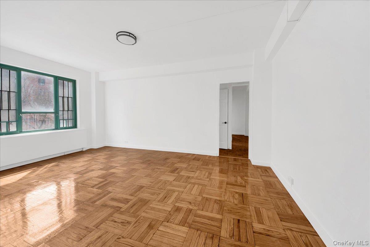 1569 Metropolitan Avenue 4g Property Photo 10