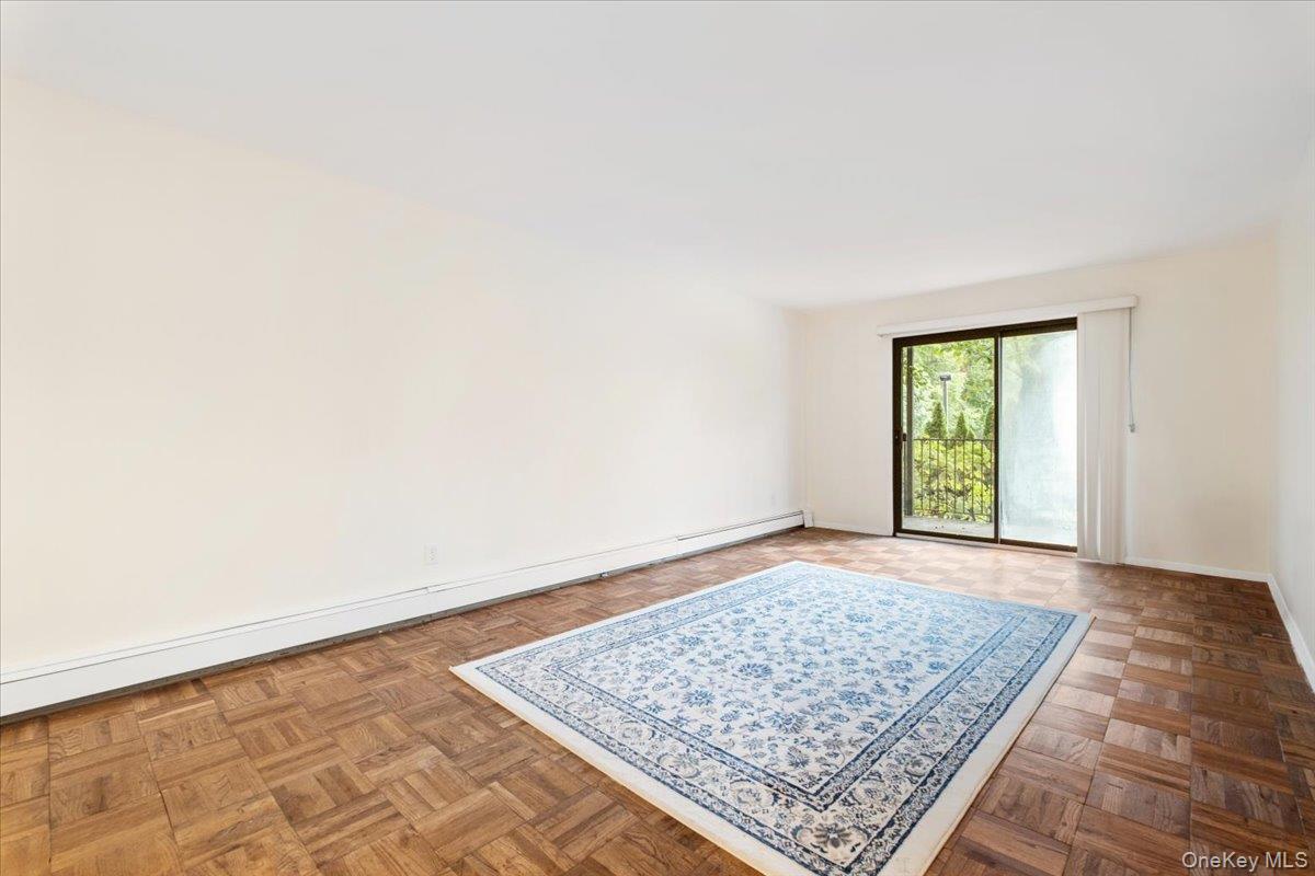 356 Central Park Avenue E10 Property Photo 4
