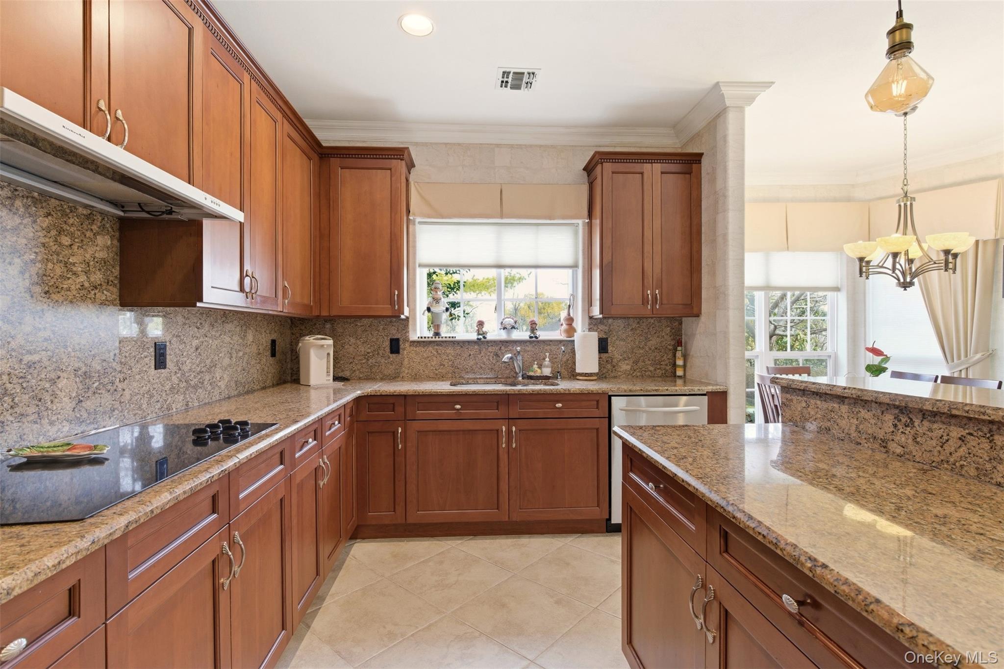 171 Hamlet Drive Property Photo 12