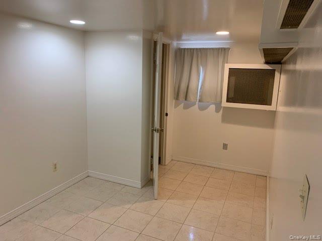 11433 204th Street Property Photo 14