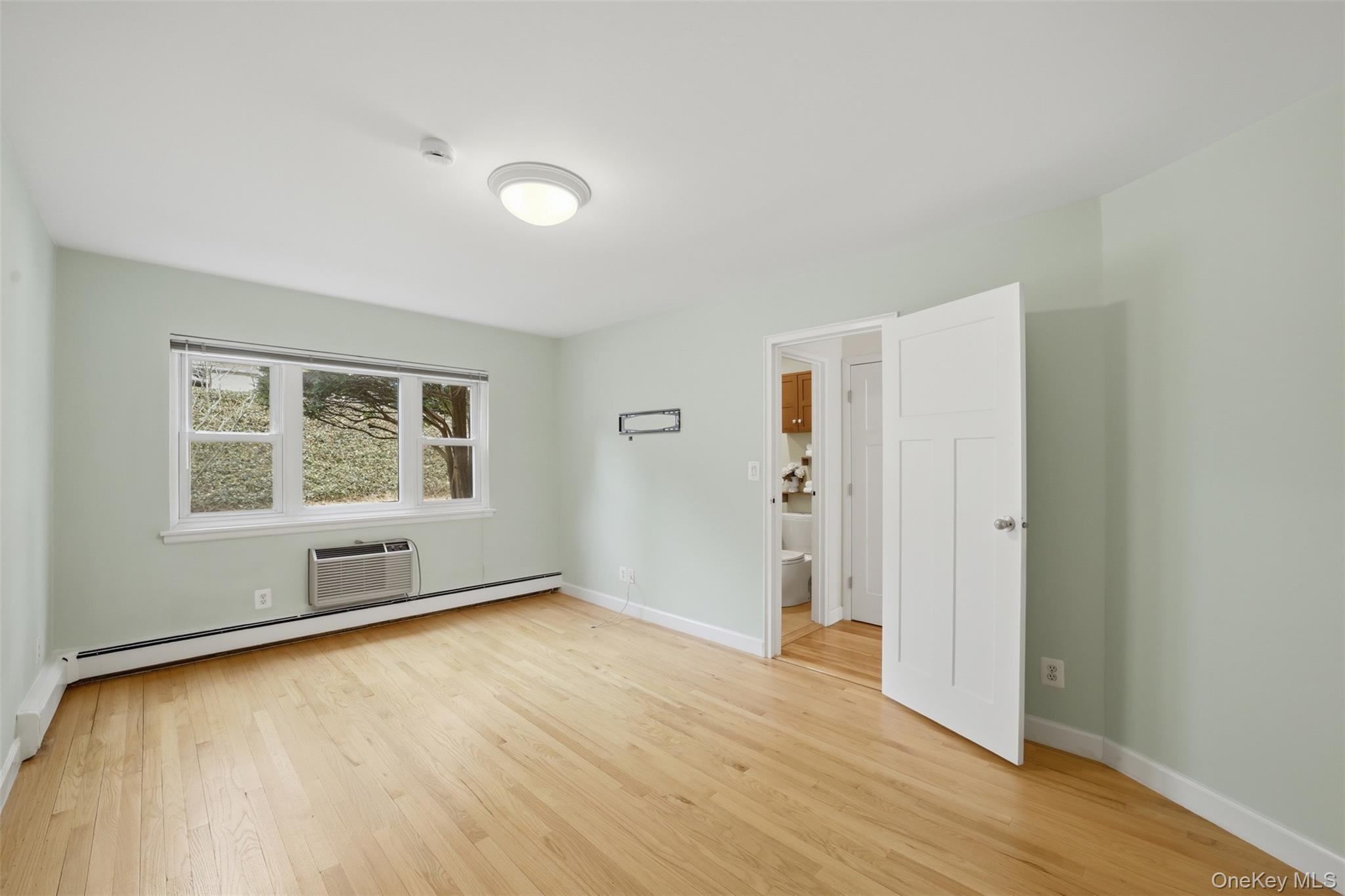 667 Pelham Road B10 Property Photo 5