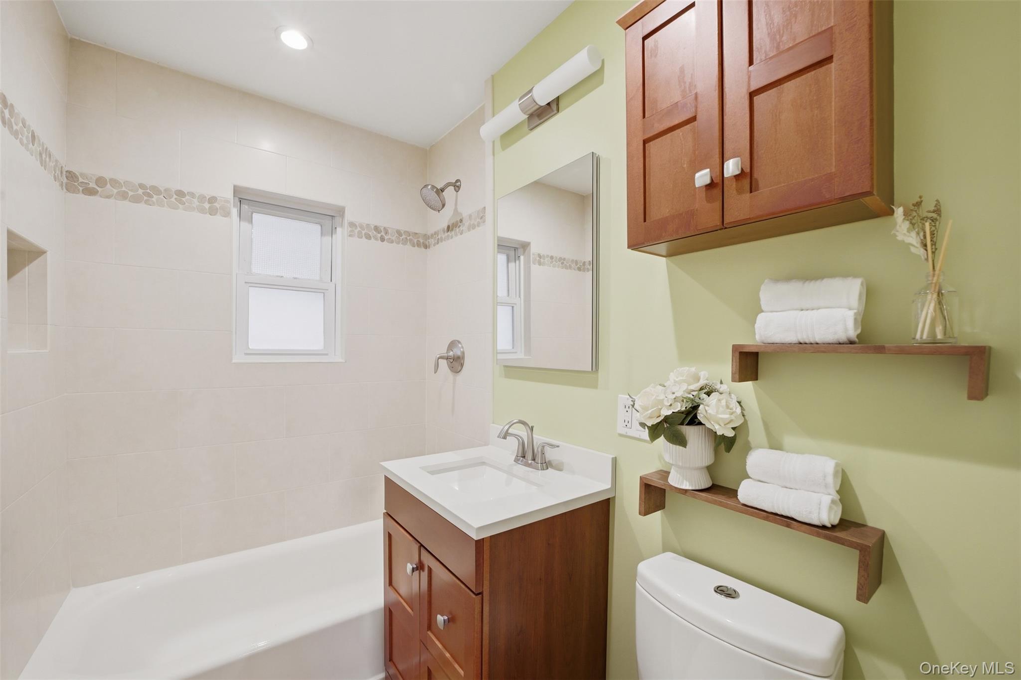 667 Pelham Road B10 Property Photo 8