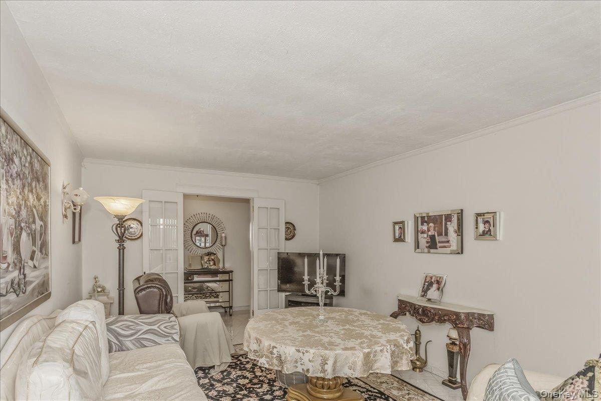 21-36 77th Street Property Photo 6